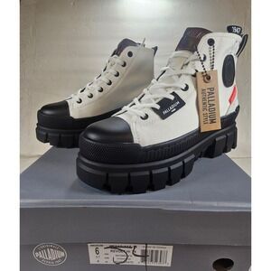 Palladium Sz 6 Revolt Hi Tx Chunky Lace Up Boot White & Black NEW in Dmg Box
